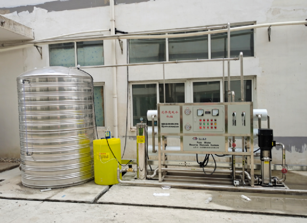宿迁食品6T反渗透设备安装调试完成